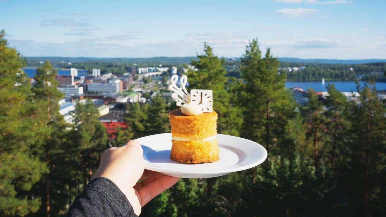 Harjuleivos kuvattuna Vesilinnan terassilta