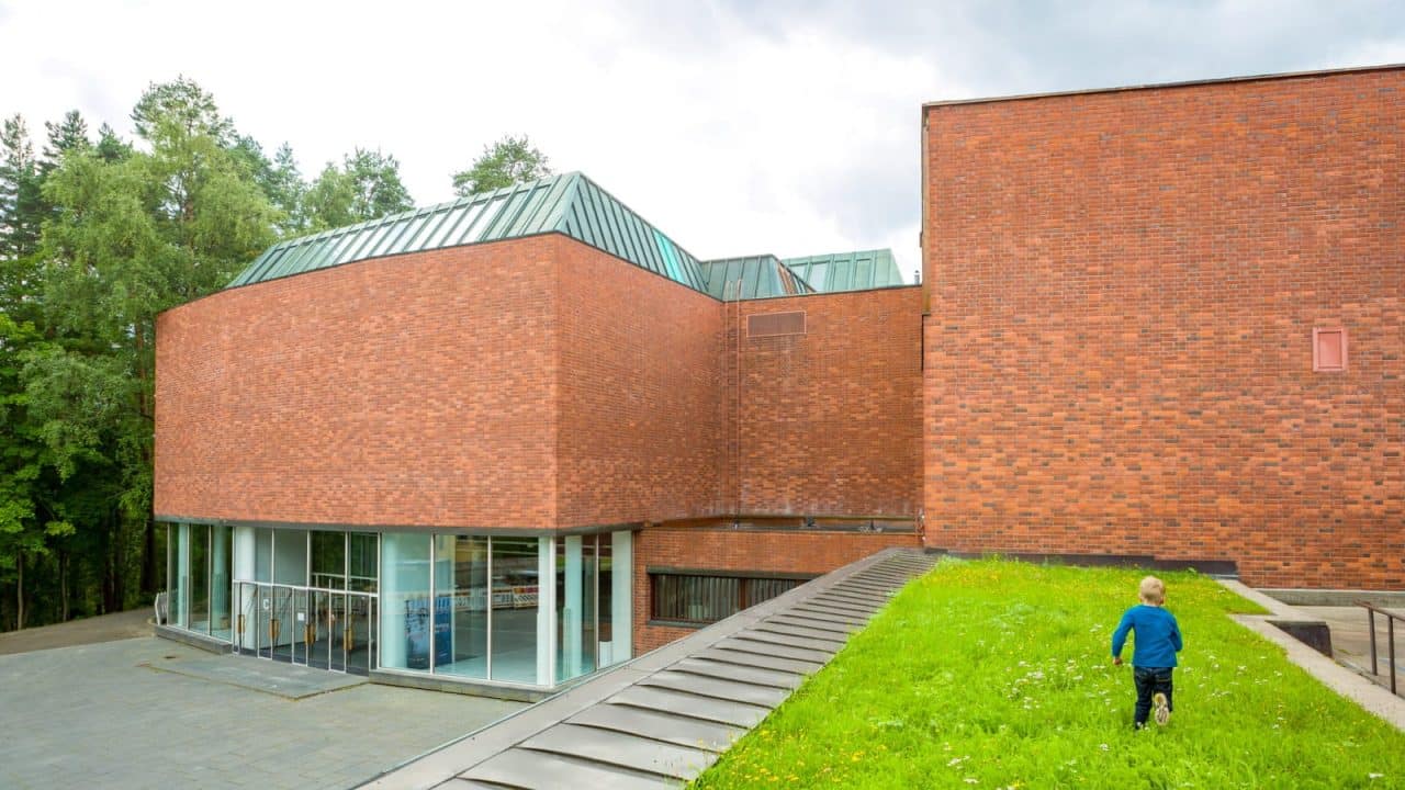 Das Hauptgebäuder der Universität Jyväskylä.
