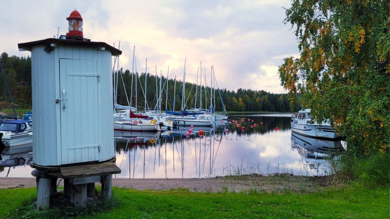 Juurikkasaaren satama.