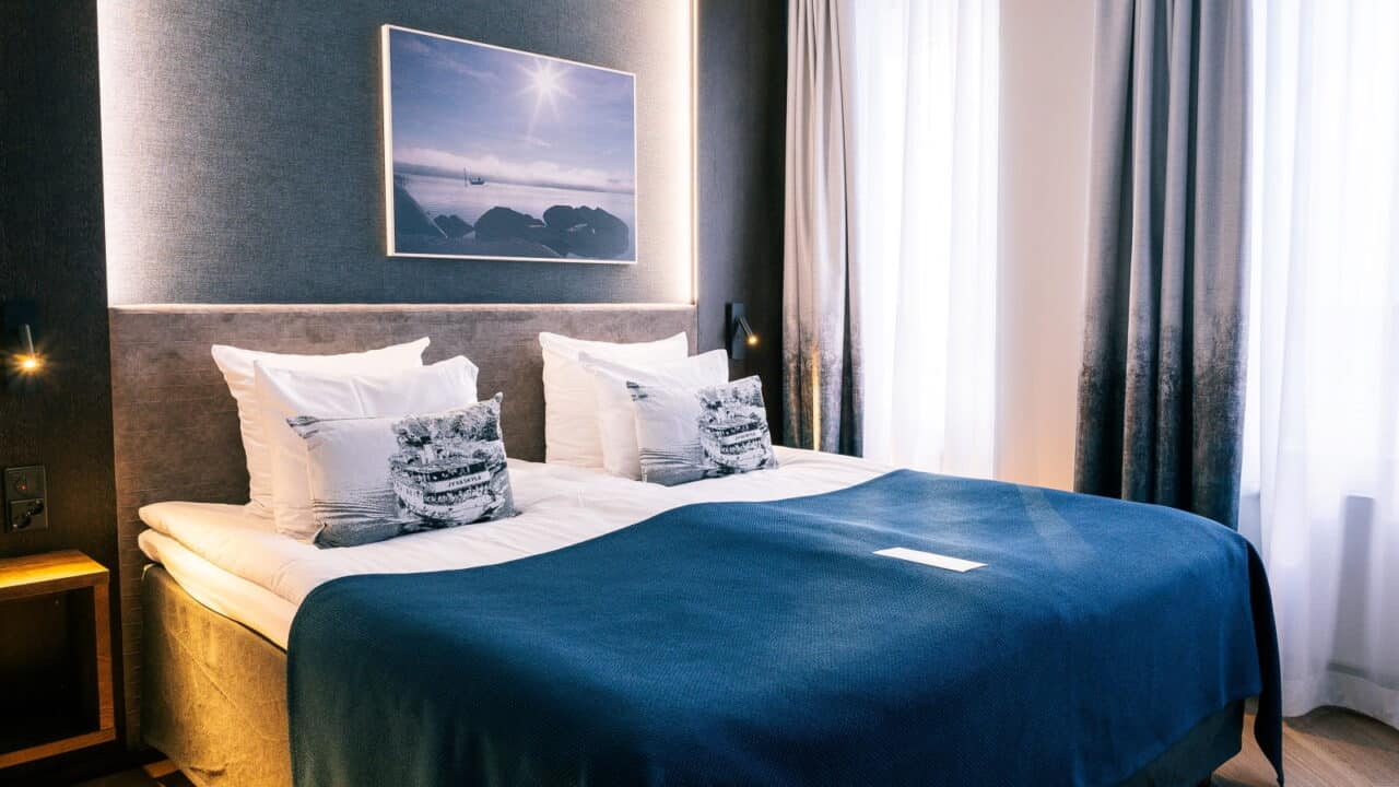 Hotellihuone Hotelli Versossa.