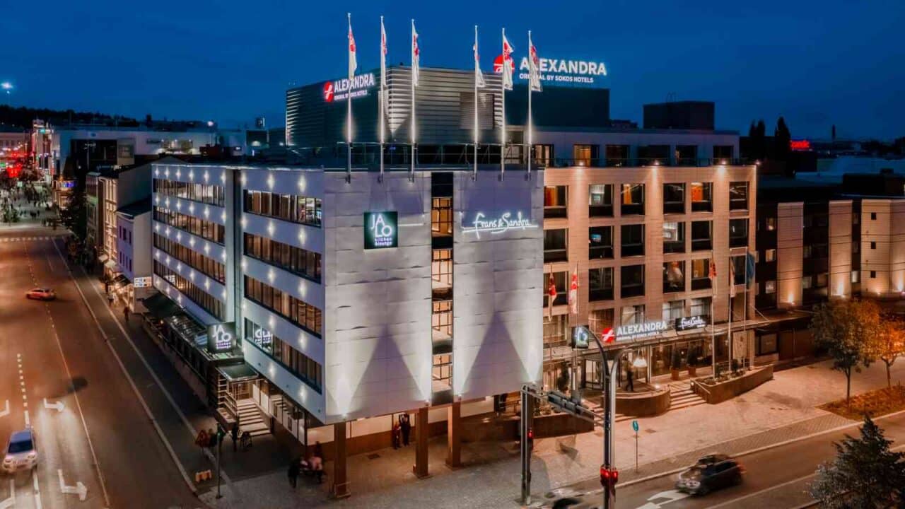 Original Sokos Hotel Alexandra ulkoapäin kuvattuna.
