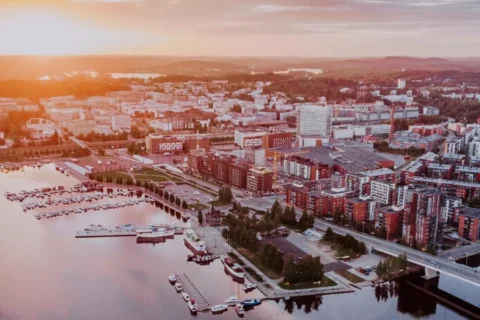 Ilmakuva Jyväskylästä ja Jyväskylän Lutakon satamasta
